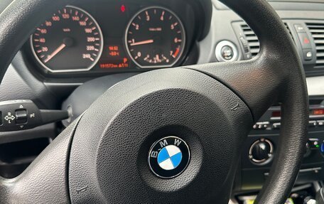 BMW 1 серия, 2011 год, 1 050 000 рублей, 7 фотография