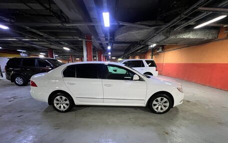 Skoda Superb III рестайлинг, 2013 год, 1 900 000 рублей, 2 фотография