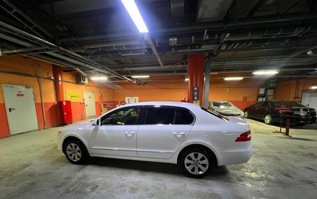 Skoda Superb III рестайлинг, 2013 год, 1 900 000 рублей, 3 фотография