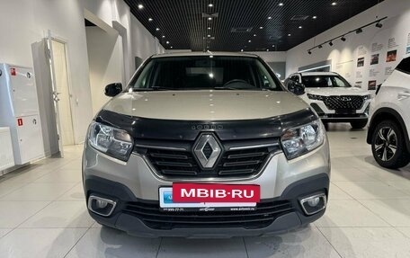 Renault Logan II, 2018 год, 975 000 рублей, 2 фотография