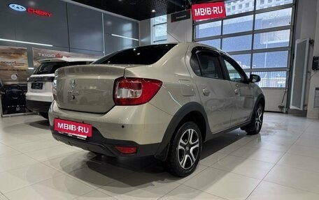 Renault Logan II, 2018 год, 975 000 рублей, 4 фотография