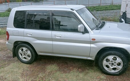 Mitsubishi Pajero iO, 2000 год, 425 000 рублей, 3 фотография