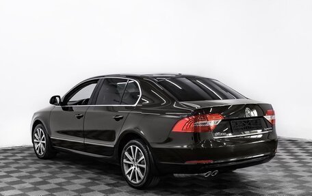 Skoda Superb III рестайлинг, 2014 год, 1 255 000 рублей, 4 фотография