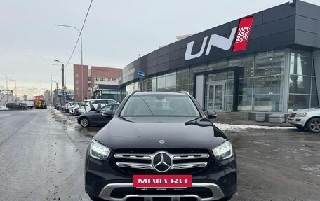 Mercedes-Benz GLC, 2019 год, 3 750 000 рублей, 2 фотография