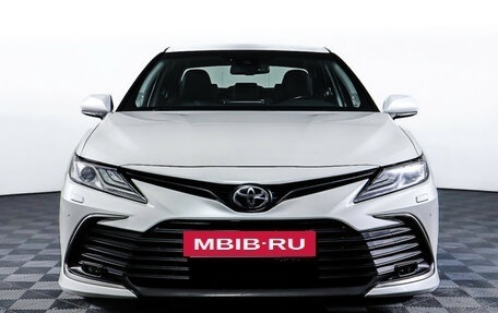 Toyota Camry, 2021 год, 2 998 000 рублей, 2 фотография