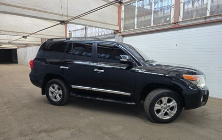 Toyota Land Cruiser 200, 2015 год, 3 200 000 рублей, 9 фотография