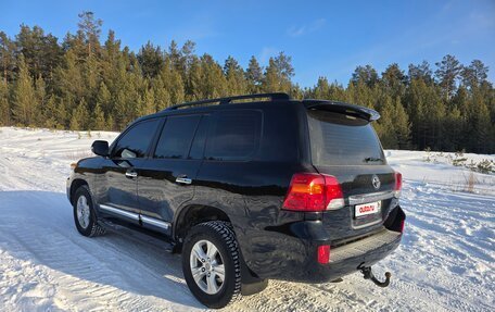 Toyota Land Cruiser 200, 2015 год, 3 200 000 рублей, 11 фотография