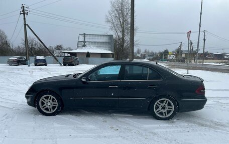 Mercedes-Benz E-Класс, 2004 год, 520 000 рублей, 6 фотография