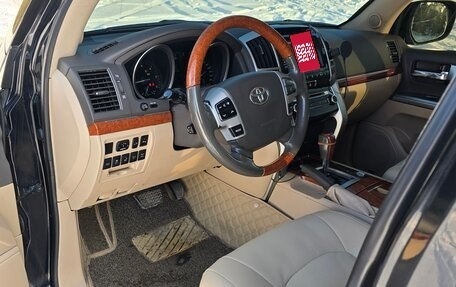 Toyota Land Cruiser 200, 2015 год, 3 200 000 рублей, 19 фотография