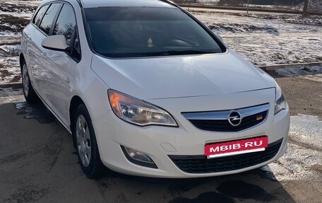 Opel Astra J, 2011 год, 760 000 рублей, 7 фотография