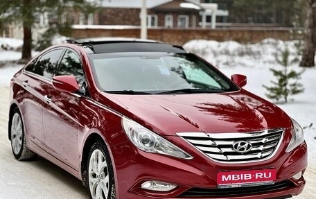 Hyundai Sonata VI, 2012 год, 1 280 000 рублей, 1 фотография