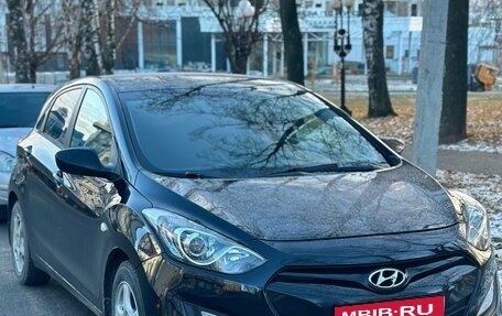 Hyundai i30 II рестайлинг, 2013 год, 859 000 рублей, 1 фотография