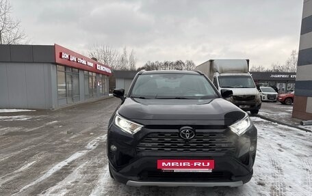 Toyota RAV4, 2021 год, 3 950 000 рублей, 8 фотография