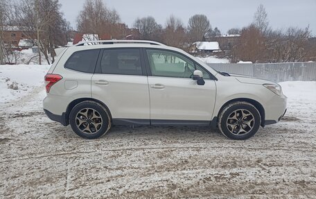 Subaru Forester, 2014 год, 1 540 000 рублей, 2 фотография