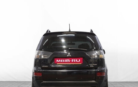 Mitsubishi Outlander III рестайлинг 3, 2008 год, 1 449 000 рублей, 4 фотография