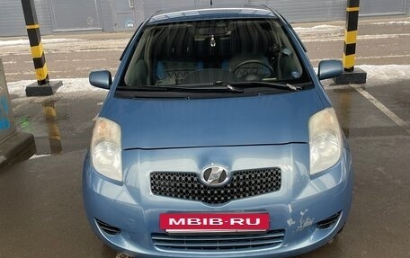 Toyota Yaris III рестайлинг, 2008 год, 710 000 рублей, 30 фотография