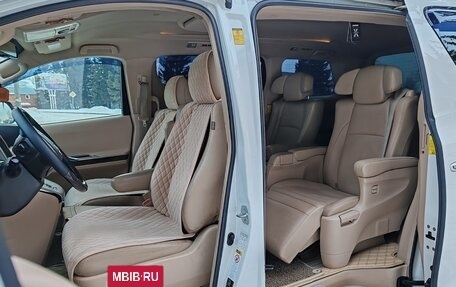 Toyota Alphard III, 2012 год, 3 550 000 рублей, 13 фотография