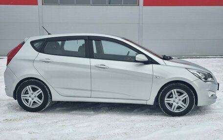 Hyundai Solaris II рестайлинг, 2015 год, 1 095 000 рублей, 11 фотография