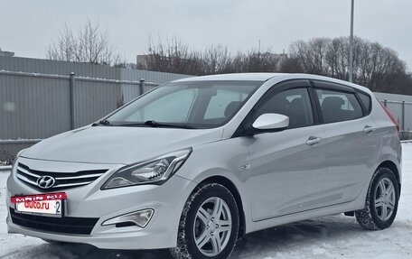 Hyundai Solaris II рестайлинг, 2015 год, 1 095 000 рублей, 3 фотография