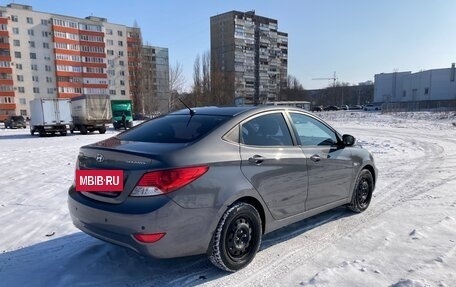 Hyundai Solaris II рестайлинг, 2011 год, 685 000 рублей, 5 фотография