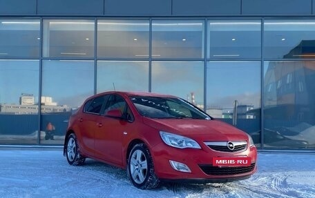 Opel Astra J, 2010 год, 599 000 рублей, 2 фотография