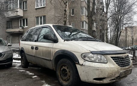 Chrysler Voyager IV, 2002 год, 300 000 рублей, 3 фотография