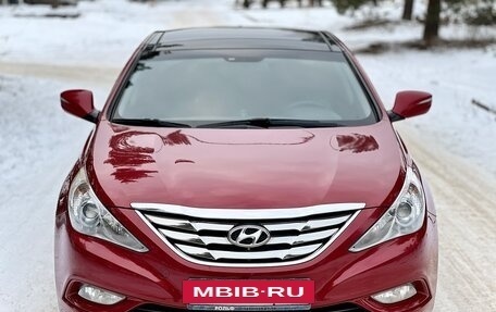 Hyundai Sonata VI, 2012 год, 1 280 000 рублей, 2 фотография