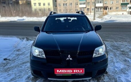 Mitsubishi Outlander III рестайлинг 3, 2007 год, 820 000 рублей, 1 фотография