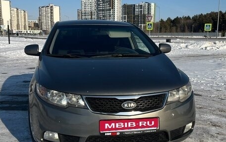 KIA Cerato III, 2010 год, 830 000 рублей, 1 фотография