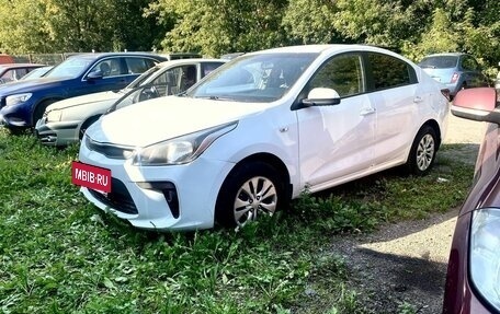 KIA Rio IV, 2017 год, 680 000 рублей, 3 фотография