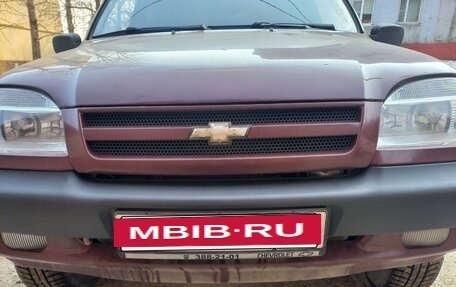 Chevrolet Niva I рестайлинг, 2004 год, 360 000 рублей, 2 фотография