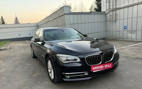 BMW 7 серия, 2012 год, 2 000 000 рублей, 3 фотография