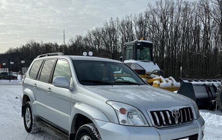 Toyota Land Cruiser Prado 120 рестайлинг, 2005 год, 2 150 000 рублей, 3 фотография