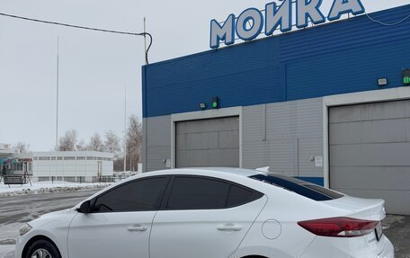 Hyundai Elantra VI рестайлинг, 2017 год, 1 400 000 рублей, 3 фотография