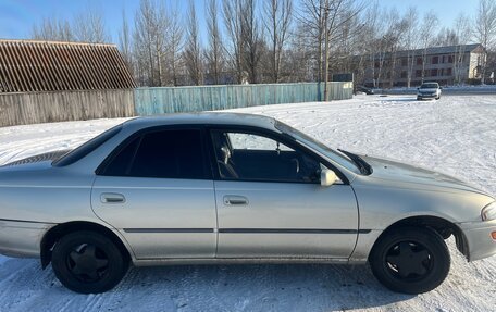 Toyota Carina, 1994 год, 400 000 рублей, 2 фотография