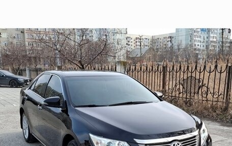 Toyota Camry, 2014 год, 1 950 000 рублей, 6 фотография