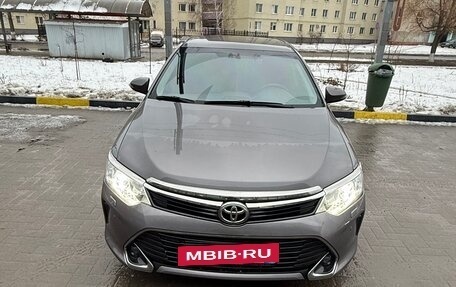 Toyota Camry, 2016 год, 2 350 000 рублей, 9 фотография