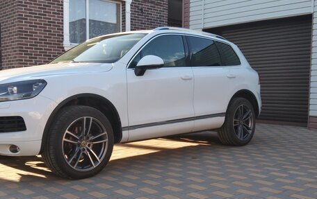 Volkswagen Touareg III, 2012 год, 2 800 000 рублей, 12 фотография