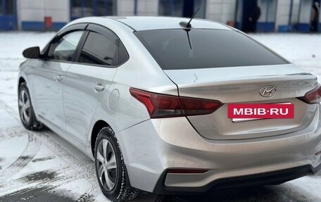 Hyundai Solaris II рестайлинг, 2017 год, 1 010 000 рублей, 5 фотография