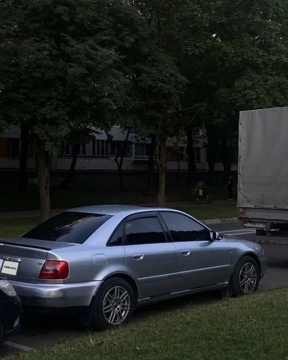 Audi A4 B5 рестайлинг, 1999 год, 410 000 рублей, 13 фотография