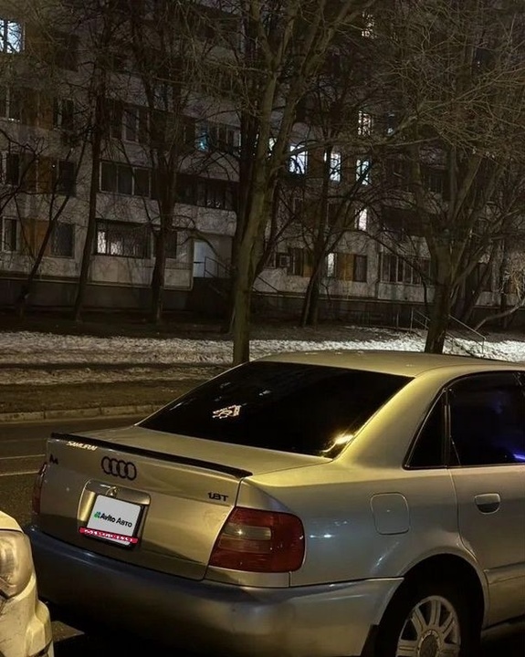 Audi A4 B5 рестайлинг, 1999 год, 410 000 рублей, 2 фотография