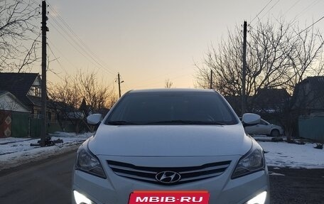 Hyundai Solaris II рестайлинг, 2016 год, 1 150 000 рублей, 8 фотография