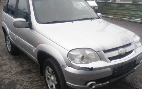 Chevrolet Niva I рестайлинг, 2010 год, 440 000 рублей, 6 фотография