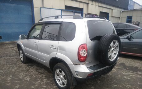 Chevrolet Niva I рестайлинг, 2010 год, 440 000 рублей, 4 фотография