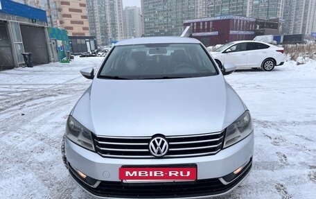 Volkswagen Passat B7, 2011 год, 1 229 000 рублей, 2 фотография