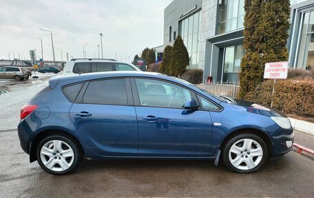 Opel Astra J, 2010 год, 699 000 рублей, 5 фотография