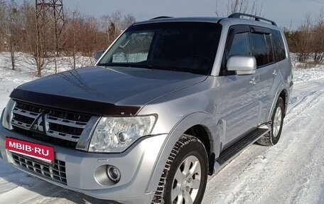 Mitsubishi Pajero IV, 2012 год, 2 050 000 рублей, 32 фотография