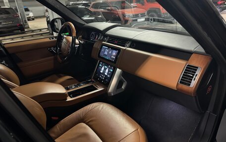 Land Rover Range Rover IV рестайлинг, 2018 год, 7 300 000 рублей, 5 фотография