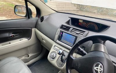 Toyota Passo Sette, 2009 год, 800 000 рублей, 1 фотография