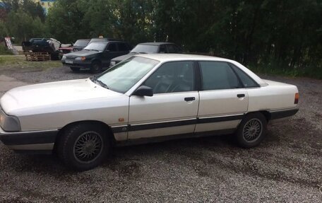 Audi 200, 1990 год, 400 000 рублей, 2 фотография